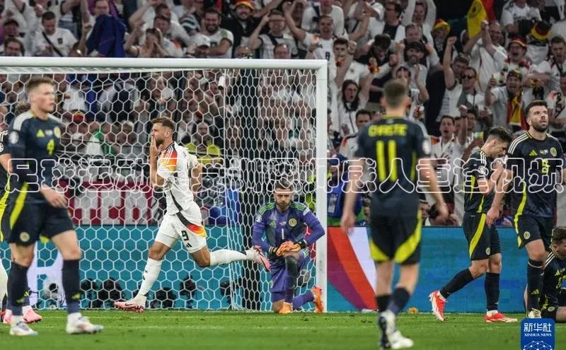 九游会登录j9入口官网58同城足球运动员受训恩师感人重逢视频